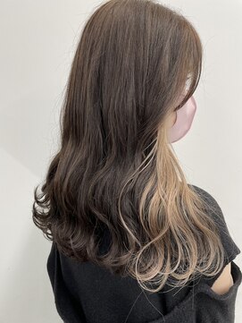 アライブ キチジョウジ(ALIVE Kichijoji) 韓国風インナーカラー×ホワイトベージュ