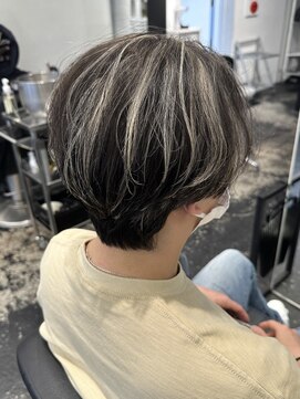 ココ 原宿(KOKO) メンズハイライト/センターパート/刈り上げマッシュ