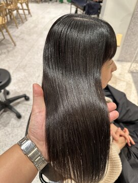 ゼストソエル(ZEST soell) 乾燥の季節を酸性ストレートで乗り越えましょう！