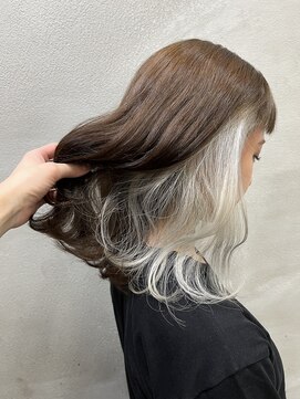 エッジ 下北沢(edge.) イヤリングカラー　ホワイトカラー　edge.下北沢