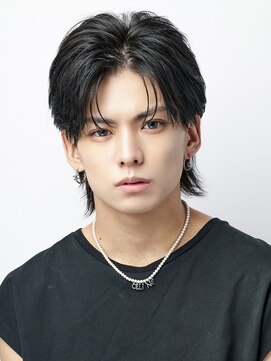 オーシャントーキョー 渋谷(OCEAN TOKYO) シースルーマッシュセンターパート刈り上げツーブロック韓国ヘア