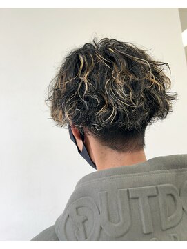 ピカソ こあら店 メンズパーマ