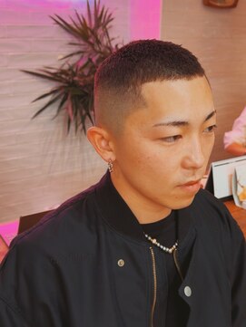 サンディーズバーバーショップ(Sandees) スキンフェードボウズイージーダウンパーマ