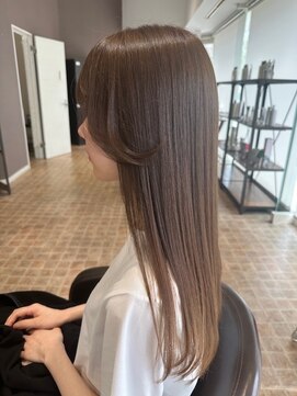 クララ ヒタチナカ(CLALA Hitachinaka) 韓国風顔周りレイヤー