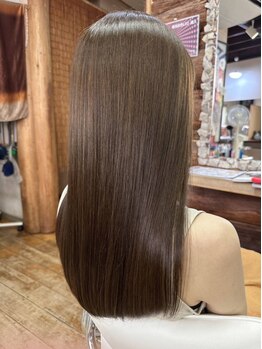 ヘアオブシェーレ(HAIR of Schere)の写真/髪に贅沢な栄養で自然なツヤ、髪本来の美しさを！お客様の髪の状態や希望によって最適なメニューを提案♪
