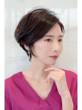 ハリス(Harris) ワンサイドショート/ボブ/ブランジュ/ダブルバンク 表参道/青山