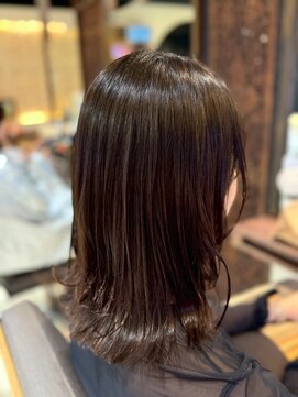 ヘアリゾート粋 ティガ 池袋店(tiga) レイヤーカット/外はねミディ/髪質改善トリートメント