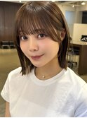 シースルーミニマルボブショート顔まわり外ハネ切りっぱなしボブ