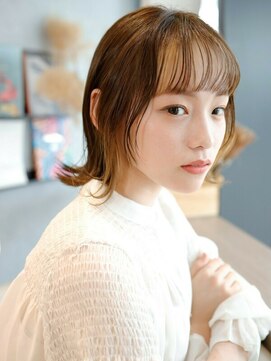 エムスラッシュ ソル センター南(M.SLASH SOL) ■SOLセンター南16■テラコッタ/イヤリングカラー/外ハネボブ