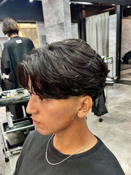 アノ(Ano.) 大分20代30代フェザーパーマセンターパートフェザーパーマ