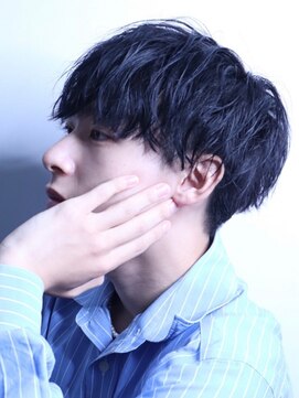 コンフィデンス 新宿3rd(confidence) メンズブルーブラックカラースパイラルパーマ韓流マッシュ