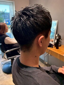 ナチュラル ヘアーデザイニング(Natural hair designing) メンズヘア/刈り上げ男子/フェードカット/メンズショートヘア