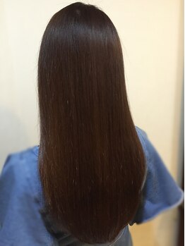 ヘアメイク コンフィアンス(Hair make confiance)の写真/【OIL縮毛矯正】髪をいたわりながら毛先まで伸びる新感覚ストレートを是非！"OLAPLEX"付クーポン多数あり☆