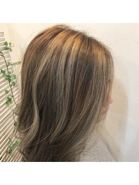 ルモ ヘアー 泉佐野店(Lumo hair) 存在感ばっちしハイライト☆