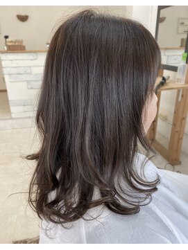 ヘアーリゼル(Hair Rizel) シルバーベージュ