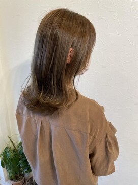 ラテ ヘア リリィ(latte hair lily) 大人可愛い/ロングヘア