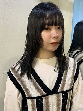 メイカ(MEIKA) 【 セミロング × ストレート × オリーブグレージュ 】浅野美紀