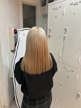 ナンバー ユアイロ 川崎(N° uairo) 【末安】ブロンドベージュ