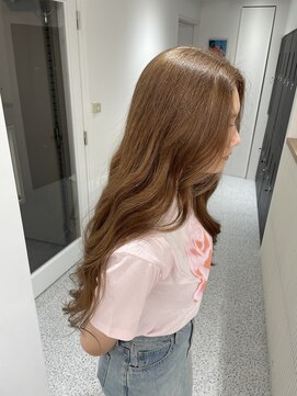 ペレ 渋谷(PELE) h_ デザインカラー/レイヤーカット/ウェットヘア/ベージュ