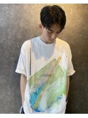 センターパート×カジュアルメンズショート