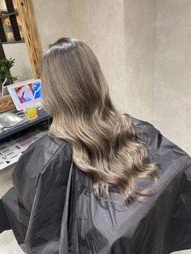 サニー 渋谷(SUNNY) アプリコットオレンジ、ホワイトブロンド、ロングレイヤー