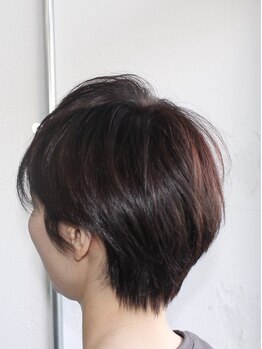 ユルヘアー(YURUHAIR)の写真/ショートやボブはお任せください！髪質やクセを見極めてあなたに合ったカットで、理想のスタイルに♪