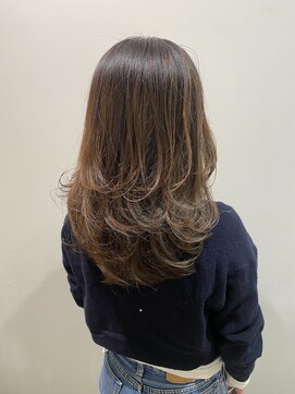 クリップス ヘアーサロン(Clips Hair salon) セミロングレイヤースタイル