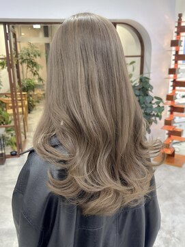 ソピ バイ インビテーション(sopi by invitation) ブリーチカラー ベージュカラー ホワイトベージュ ミルクティー