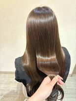 リア(Liea)&nbsp;“続けた”からこそ出せた、このツヤ感