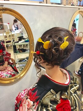 アメリ(Amelie) 夜会アレンジ