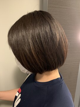 ロンドフルール 大宮東口(Lond fleur) 【林 飛夕也】丸みボブ×赤みなしのフォギーベージュ