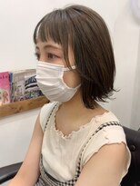ベラ(Bella)&nbsp;大人可愛い前下がりショートボブ丸みショート20代30代40代