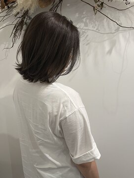 ゼンドットカラスマ(Zen.karasuma) 大人ボブ