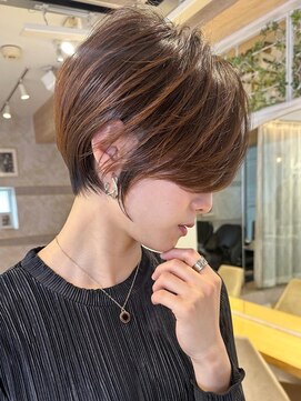 ロンド ストラーダ 心斎橋(Lond strada) ショート×ハイライト白髪ぼかし×マチルダボブ[心斎橋]