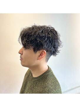 イーチ ディー ヘアーアンドトータルビューティー(each dee hair&total beauty) マッシュ×波巻きパーマ