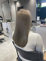 ポラリス(Polaris)&nbsp;ブリーチ毛でも艶髪に！ハイトーン艶カラー