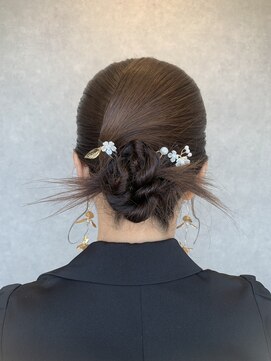 リム(LIM) 【LIM 岐阜】タイトアレンジ/カチモリヘア