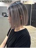 切りっぱなしボブ×バレイヤージュ