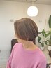 【自然なスタイルを実現】骨格似合わせカット＋明るい白髪染め／白髪ぼかし