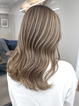 ヘアサロン エフ 渋谷(F) #ミルクティーベージュ#コントラスト#ハイライト