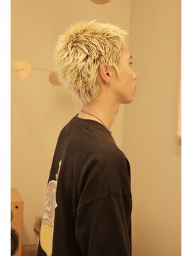 セン(sen) 金髪ボウズ