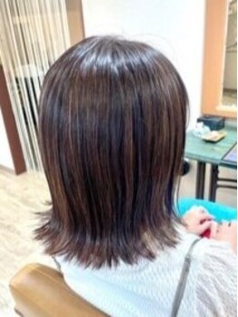 メロウ(Mellow)の写真/ツヤ感たっぷりの美髪に♪"自分らしさ"にワンポイントのオシャレをプラスするデザイン提案が嬉しい☆