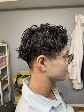 グリードヘア(GREED HAIR) センターパート×ツイスパ