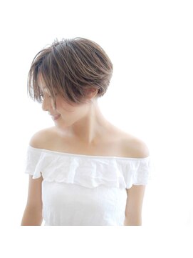 DAMANI 表参道 髪質改善/ヘッドスパ/ハイライト/白髪染め/白髪ぼかし/縮毛矯正 似合わせカット/ミディアムレイヤーカット[表参道駅]