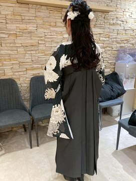 アロマ ヘアー ルーム 新宿店(AROMA hair room) 卒業式ヘアセット/サイドアレンジ/ゆるふわ/クラッシック/華やか