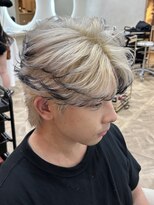 ボンドストーリールミエール(Bond Story lumiere) フェザーショートエンドカラー眉毛刈り上げアクティブショート