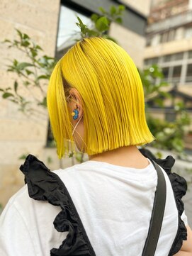 デコラ DECOR ビビッドイエロー×切りっぱなしボブ