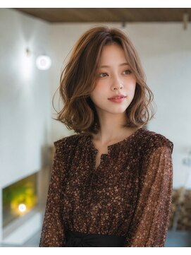 ヘアデザイン ステラ(hair design sTella) 大きな柔らかカールの外はねボブ