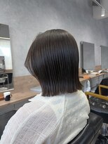 モク(mok) 肩でハネる結べる外ハネボブ
