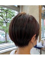 ロウ 町田(ROW)&nbsp;ワンレンボブ前下がりショート内巻きワンカール鎖骨ミディアム